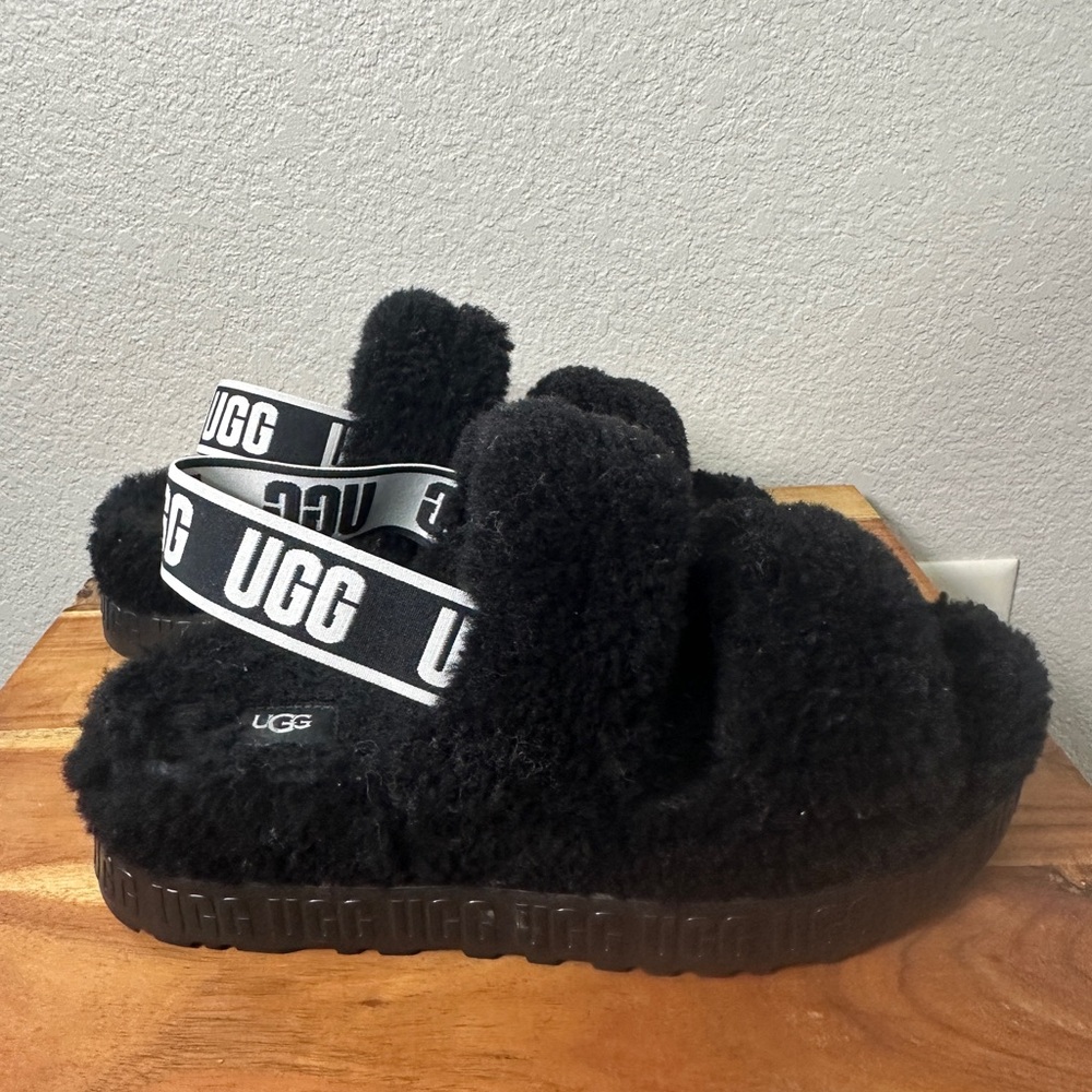 UGG Oh Yeah Fuzzy Platform Slippers – Black, Size 10